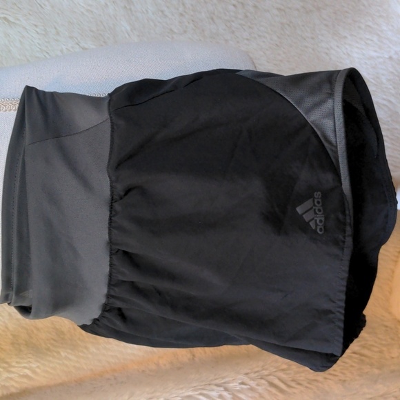 Adidas women’s running shorts SZ S - Picture 5 of 10